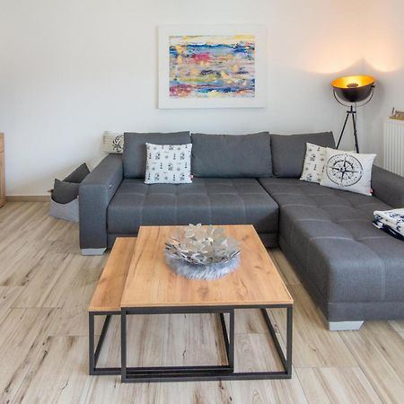 Ferienwohnung Liegeplatz Dornumersiel Esterno foto