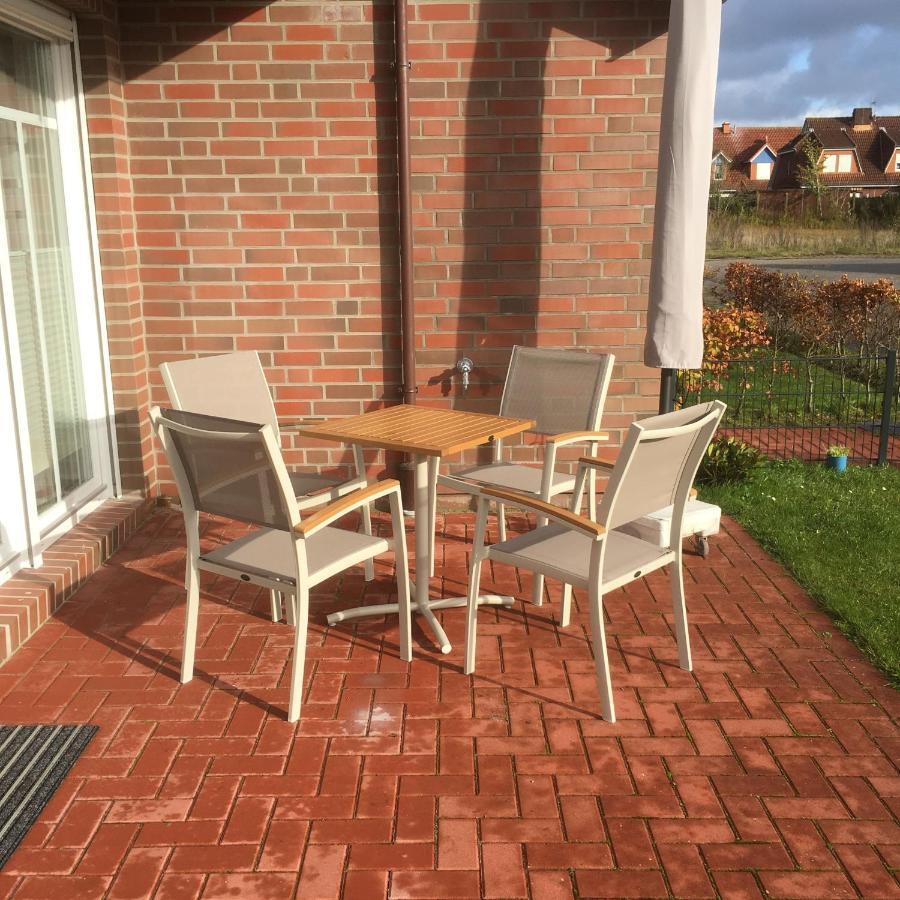 Ferienwohnung Liegeplatz Dornumersiel Esterno foto