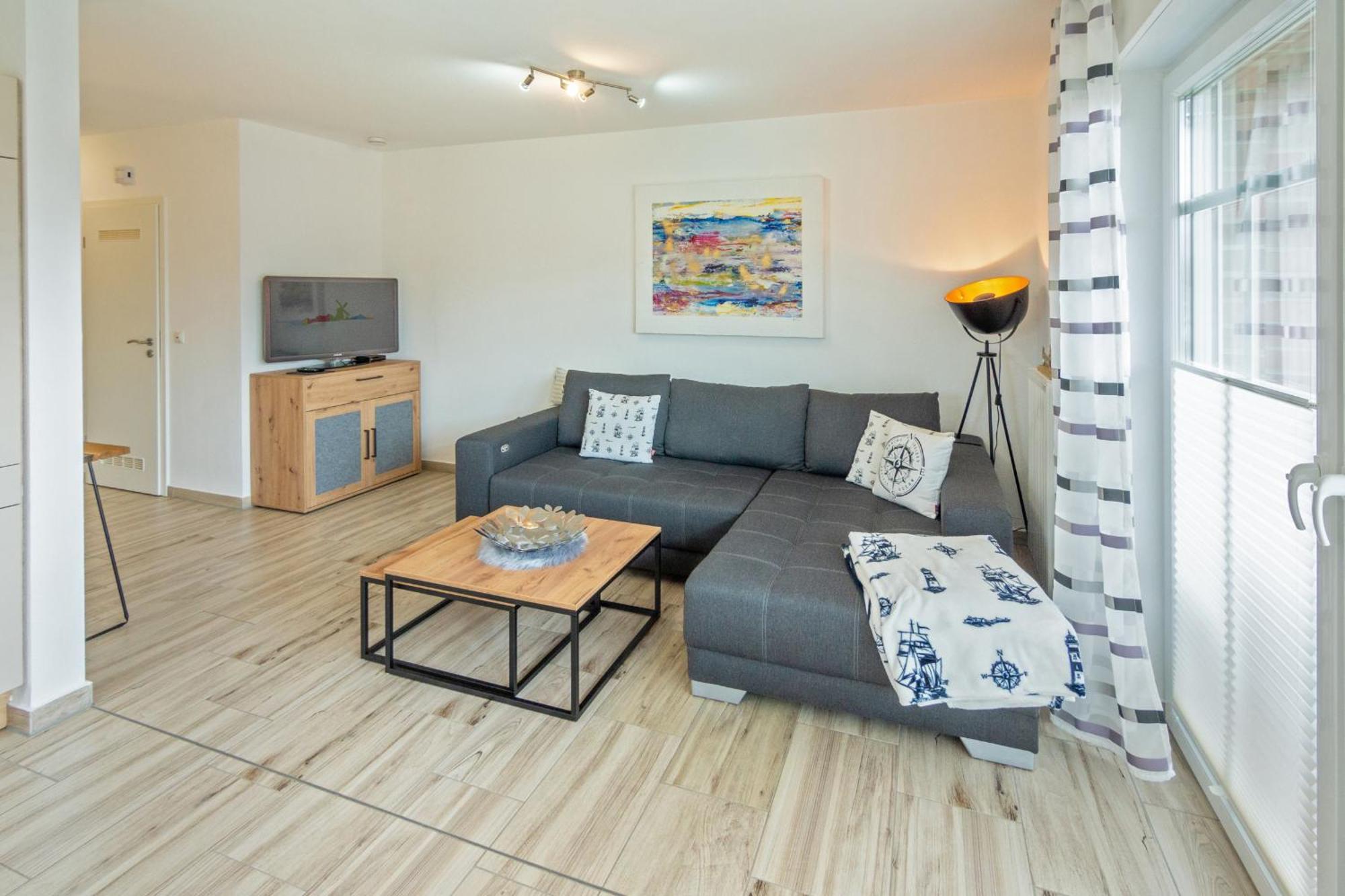 Ferienwohnung Liegeplatz Dornumersiel Esterno foto