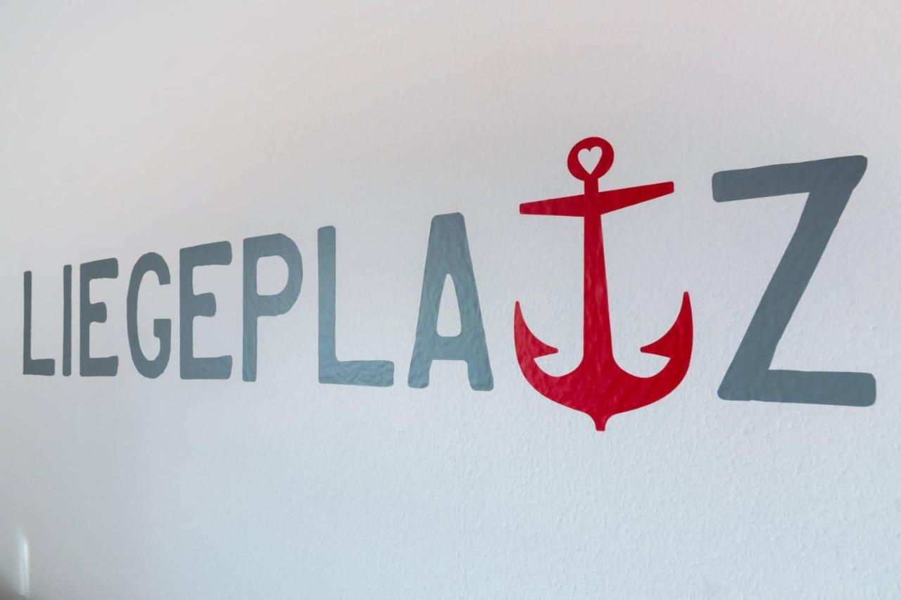 Ferienwohnung Liegeplatz Dornumersiel Esterno foto